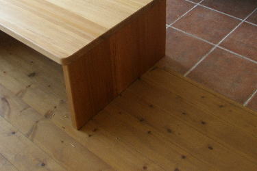 �O�d���鎭�s�̵��ް�Ƌ�E���ް���݂�calmfurniture�ߓ��Ƌ�z���C�ނ̃I�[�_�[�_�C�j���O�e�[�u��